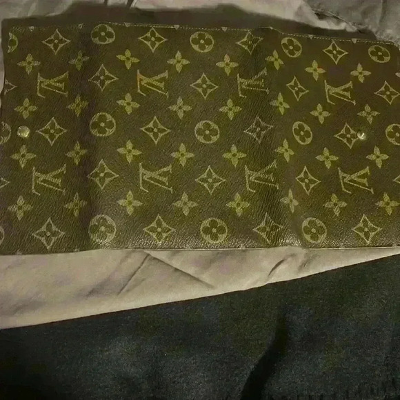 Louis Vuitton Monogram Wallet w/COA - Picture 6 of 11